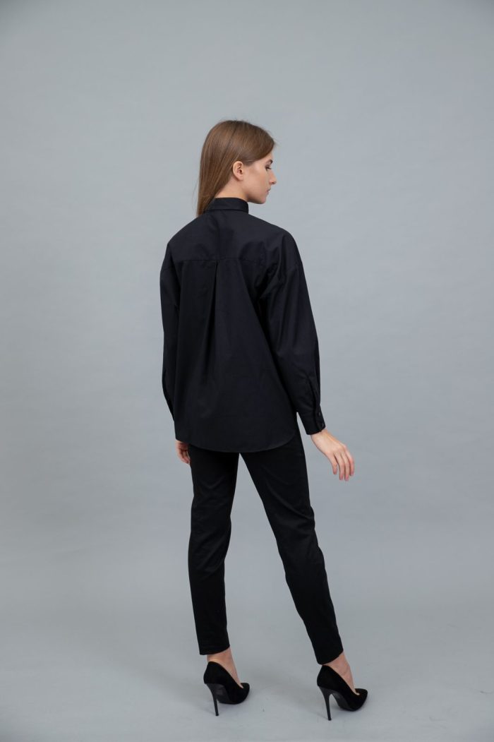 Cotton Poplin Shirt Dropped Shoulder Black back side view Cotton Poplin Shirt Dropped Shoulder Black back side view