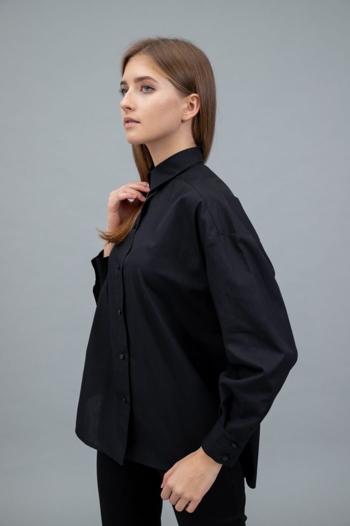 Cotton Poplin Shirt Dropped Shoulder Black side view Cotton Poplin Shirt Dropped Shoulder Black side view