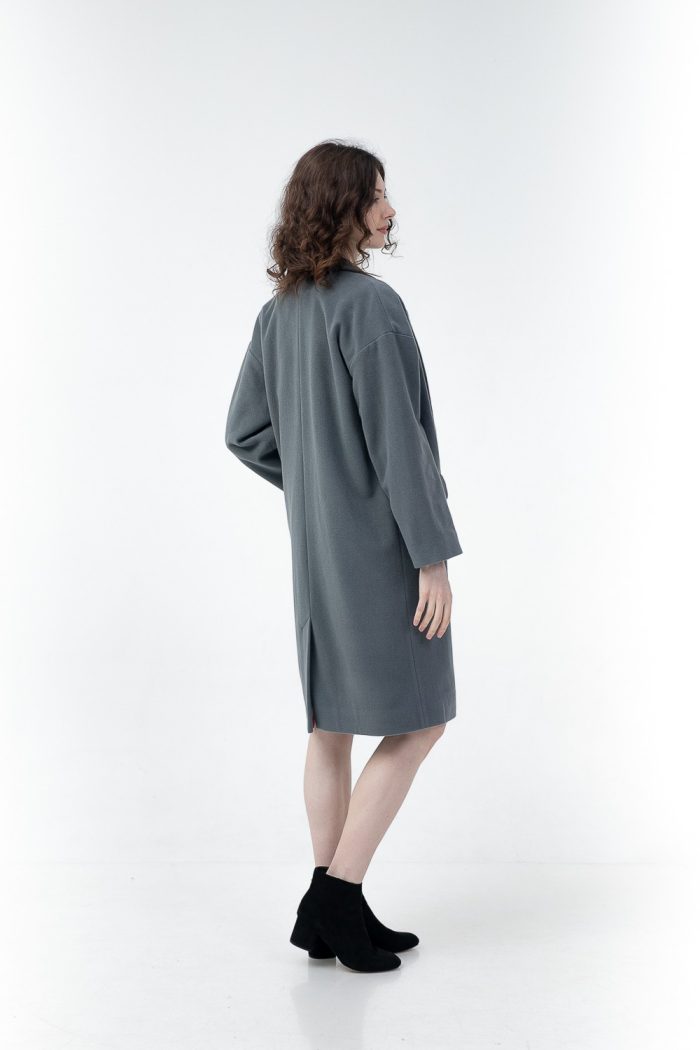 Double Breasted Wool And Cashmere Coat Grey back side view Double Breasted Wool And Cashmere Coat Grey back side view