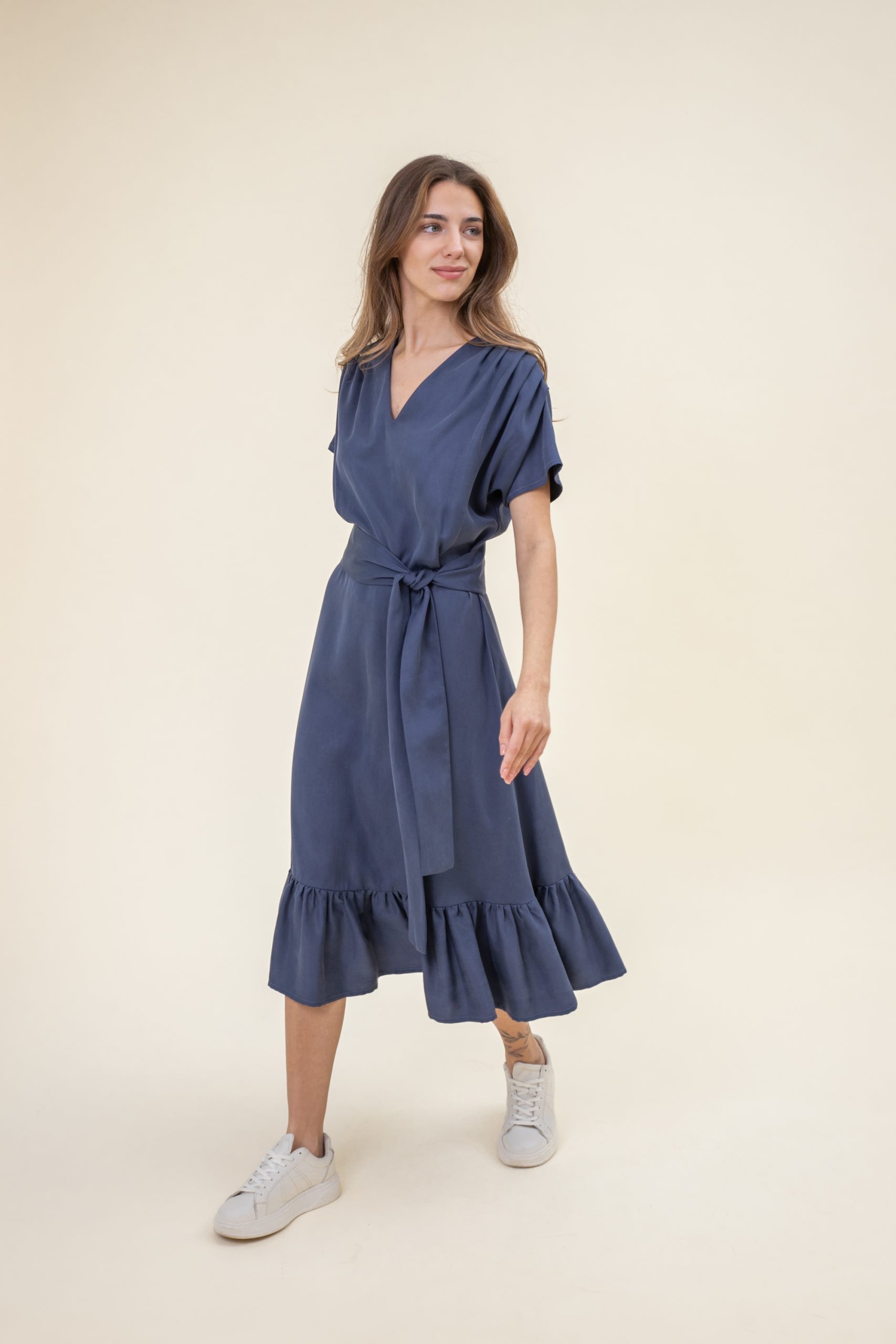 Ruffled Midi Drape Dress In Jeans Blue side view