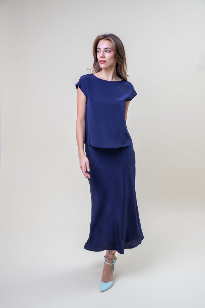 Silk Satin Midi Skir In Violette Blue front view Silk Satin Midi Skir In Violette Blue front view