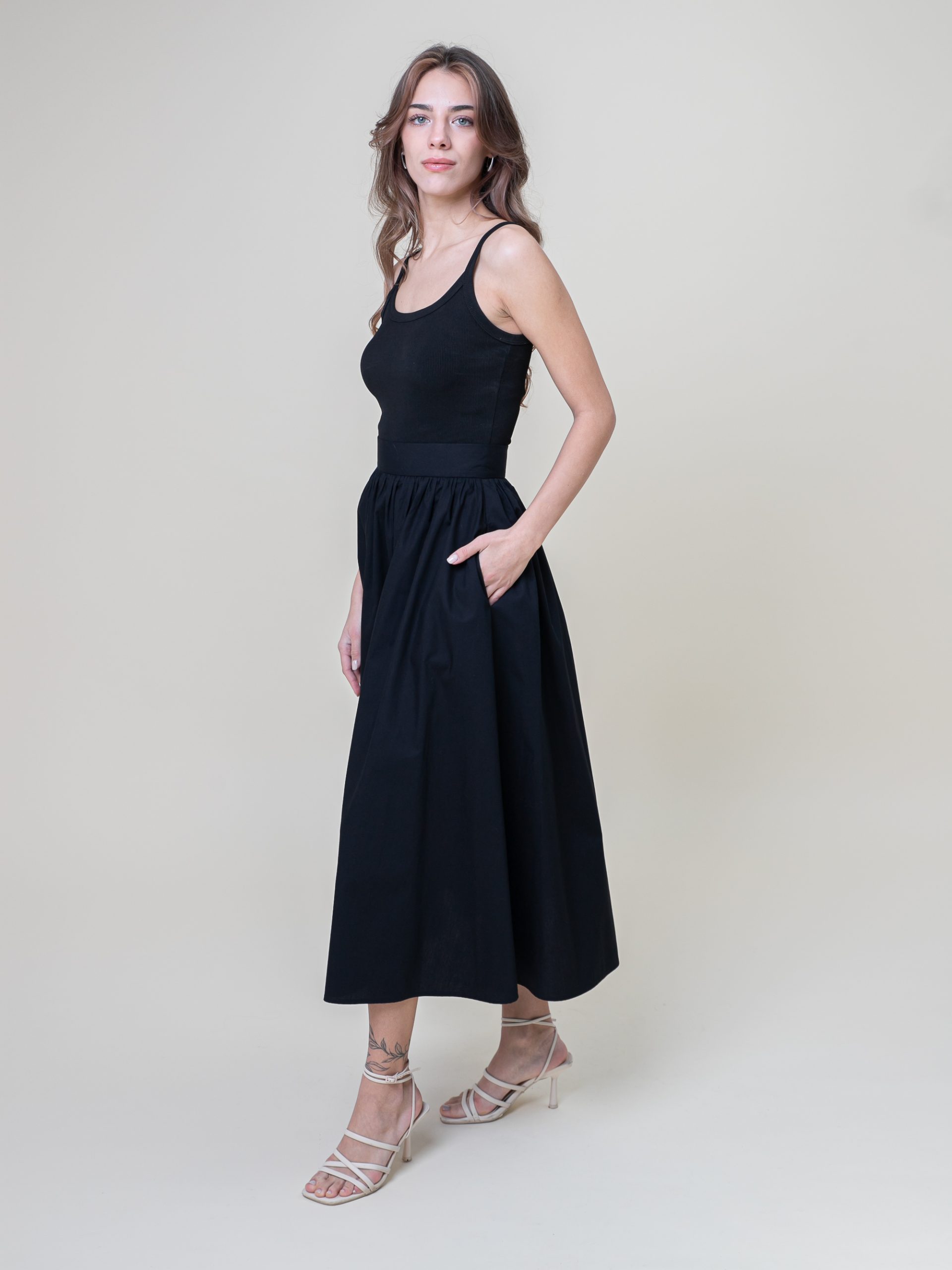 Cotton Poplin Midi Skirt In Black front step view