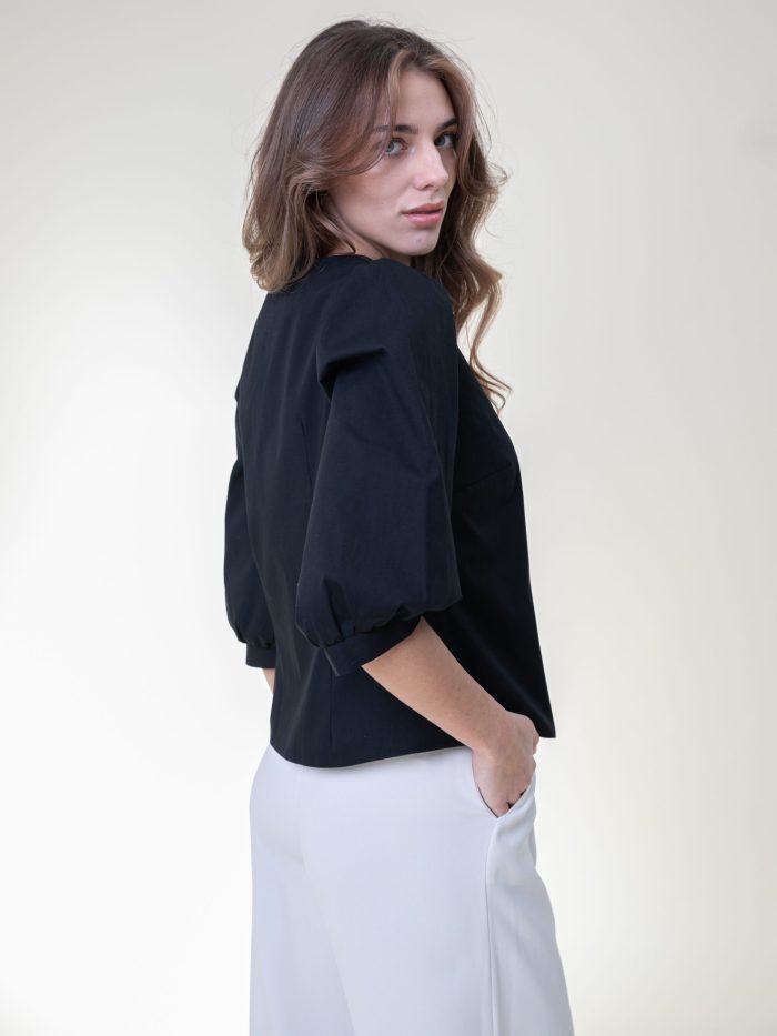 Cotton Poplin Puff Sleev Blouse In Black side view Cotton Poplin Puff Sleev Blouse In Black side view