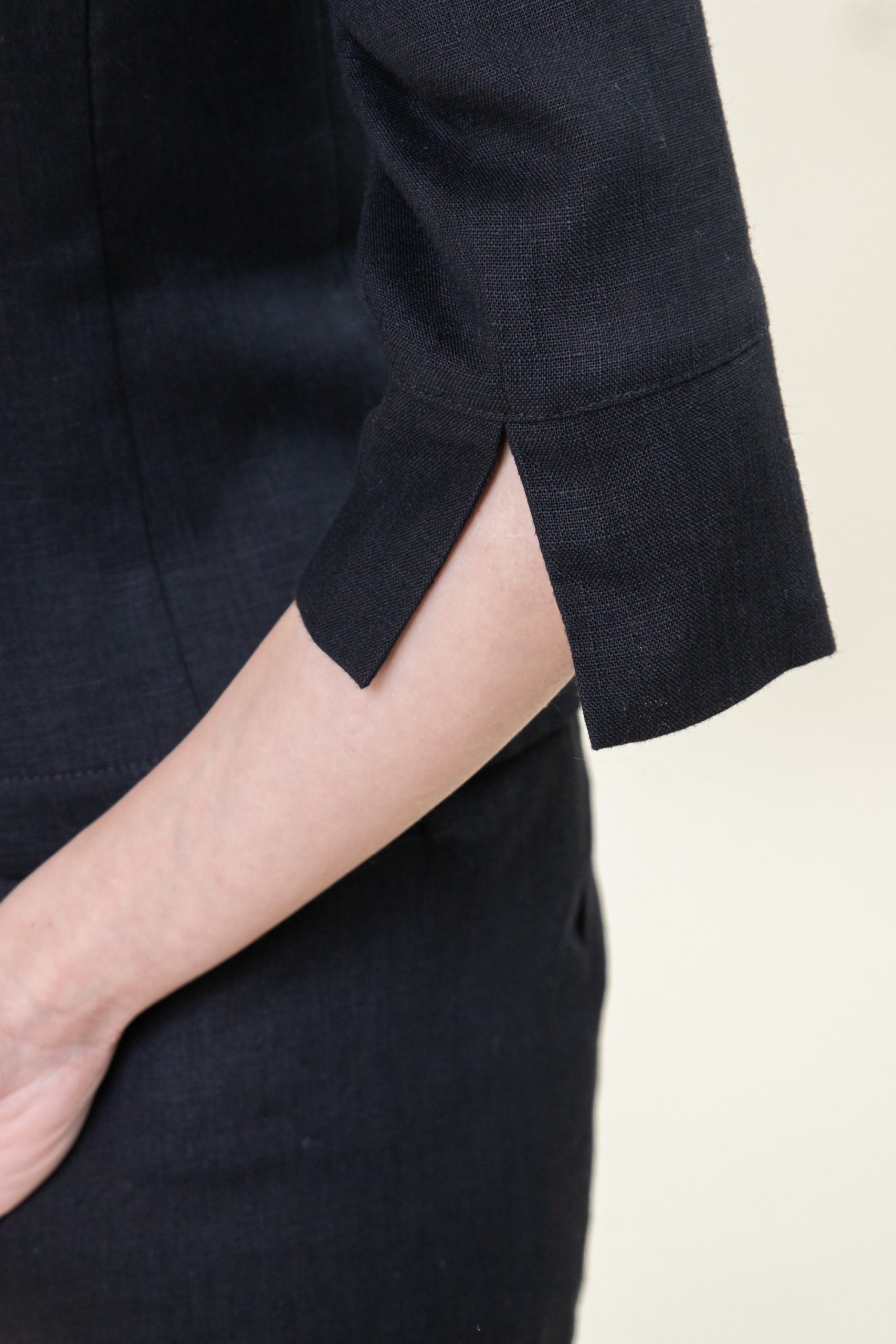 Cropped Linen Blazer In Black sleeve view